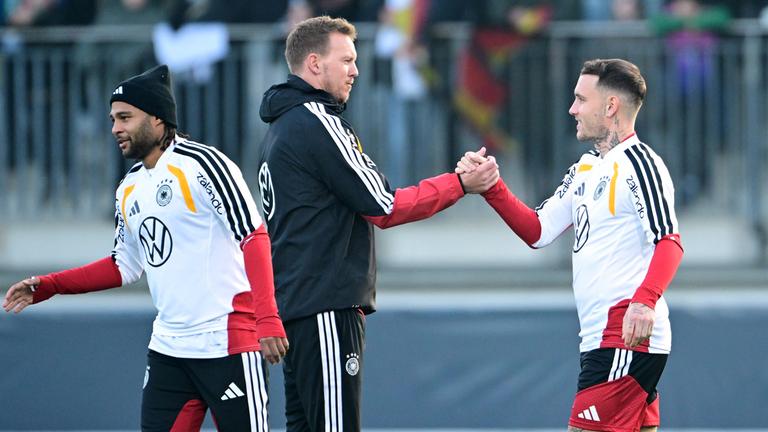 Bundestrainer Julian Nagelsmann und David Raum