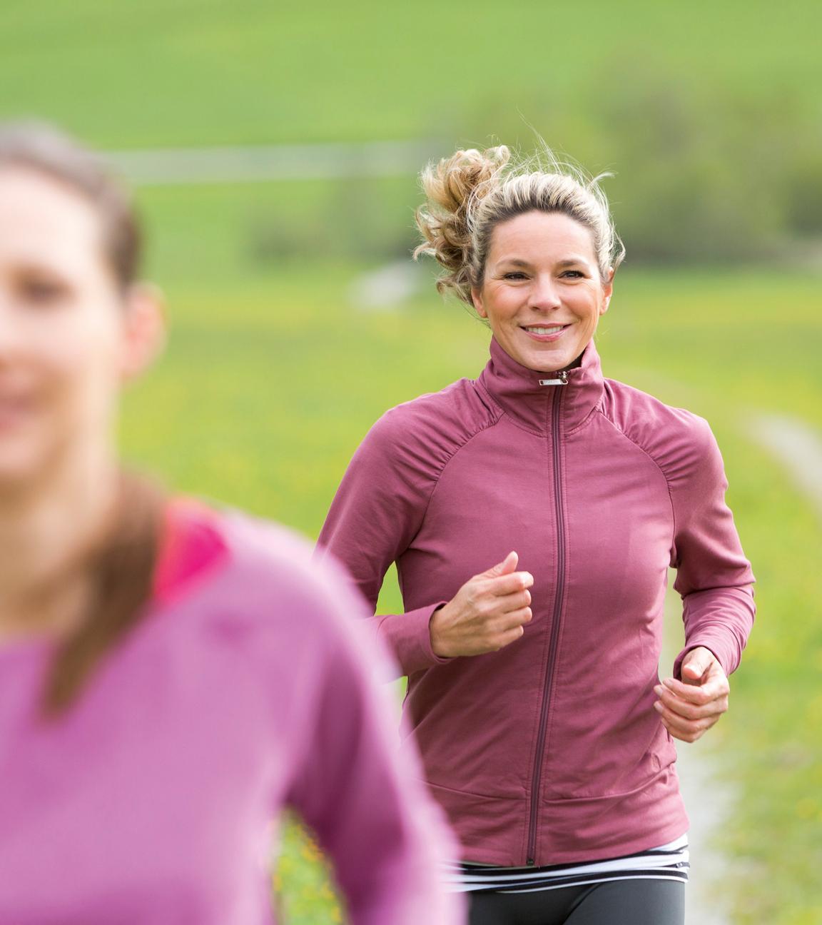 Junge Frauen beim Joggen