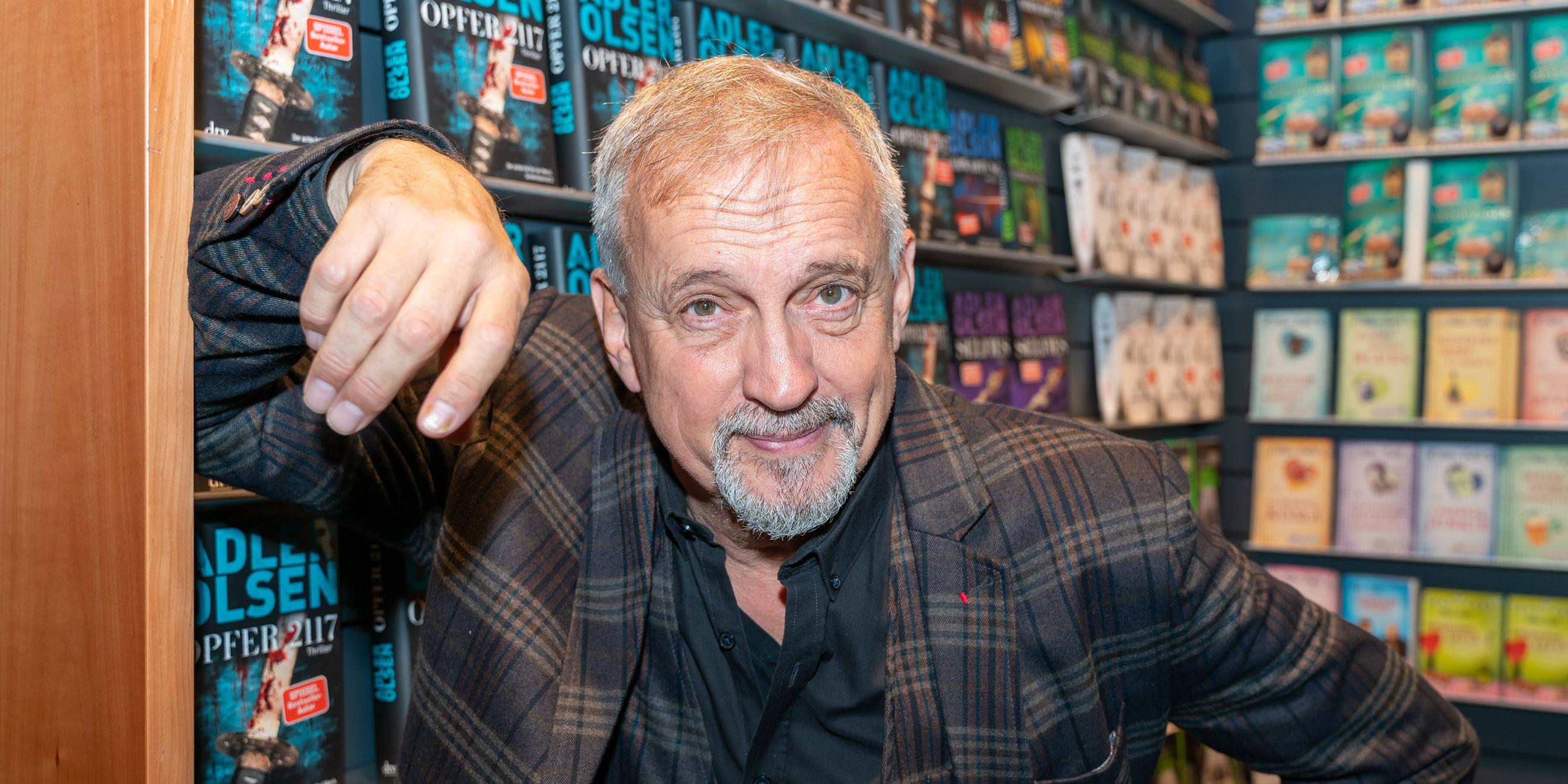 Autor Jussi Adler-Olsen auf der Buchmesse in Frankfurt. (Archiv)