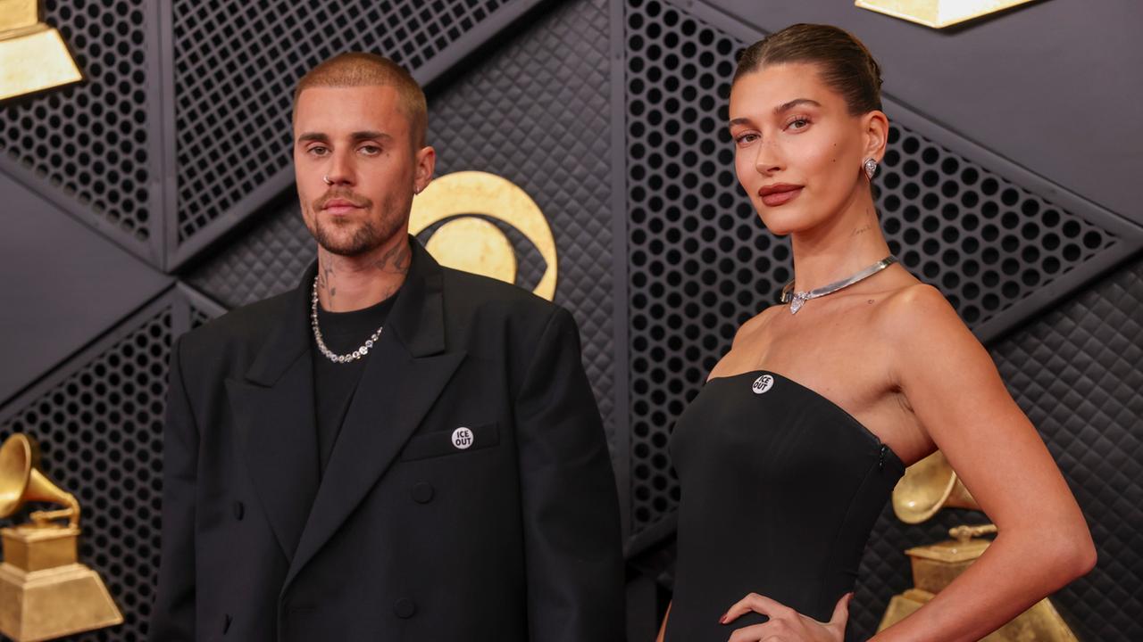 Grammys: Stars protest against ICE immigration authorities