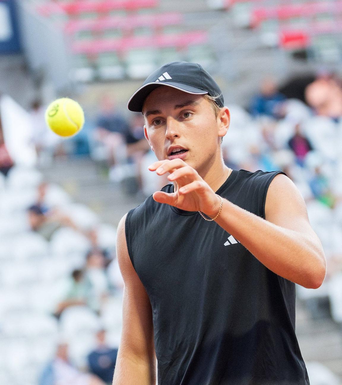Tennis, Justin Engel