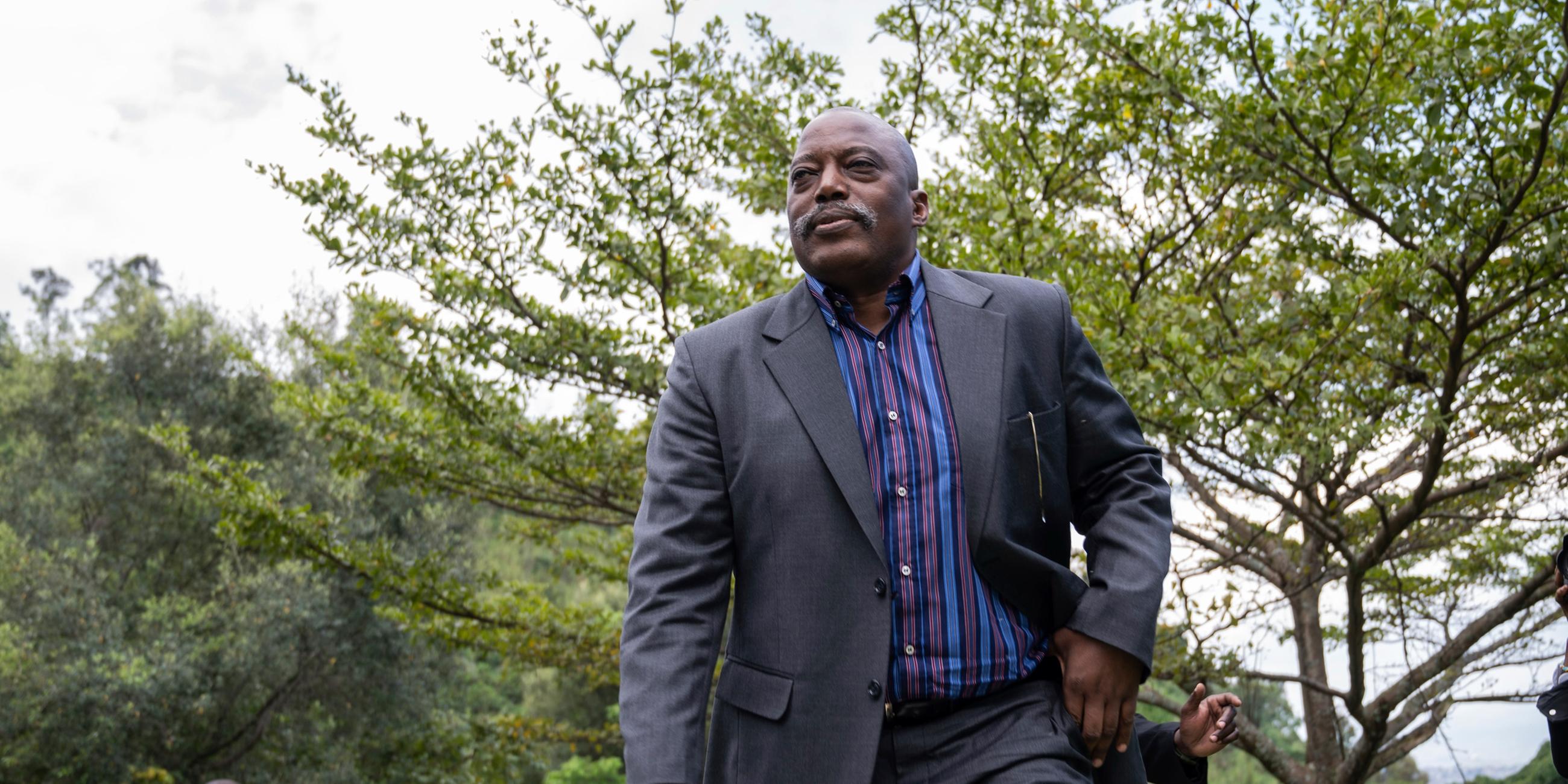 Am 29. Mai 2025 trifft der frühere Präsident der Demokratischen Republik Kongo, Joseph Kabila, in seiner Residenz in Kinyogote im von der M23 kontrollierten Goma religiöse Würdenträger.