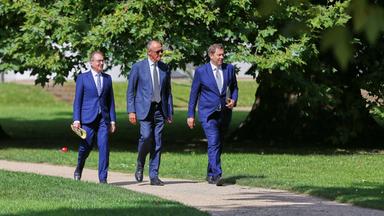 Bundesminister des Innern Alexander Dobrindt (CSU), Bundeskanzler Friedrich Merz (CDU) und Bundesminister der Finanzen Lars Klingbeil (SPD)