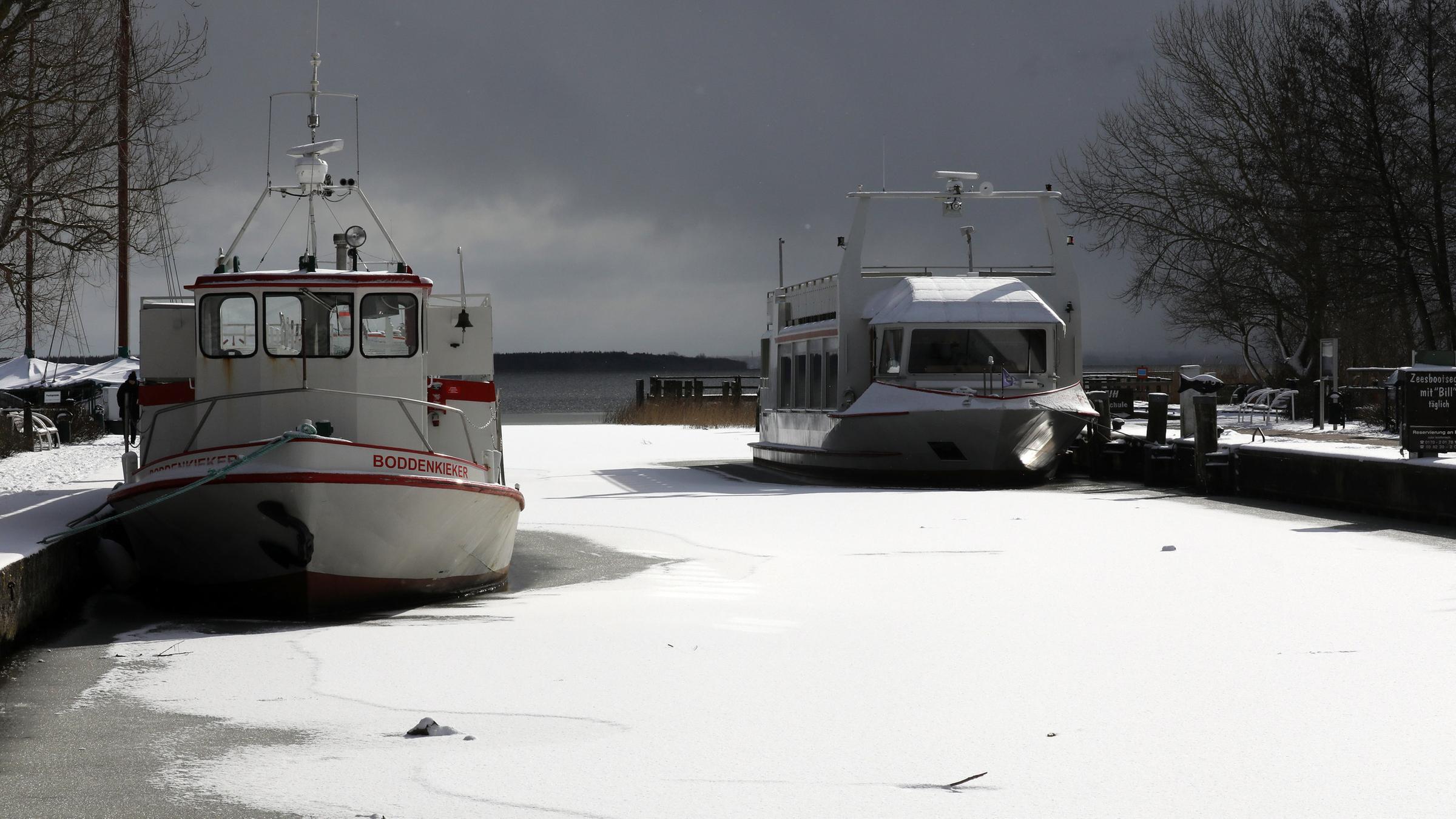 Kältewelle in Deutschland am 25.02.2018 in Wustrow (Mecklenburg-Vorpommern)