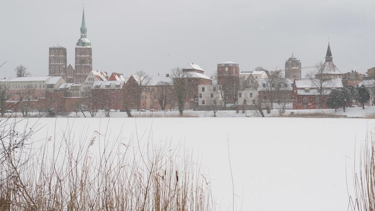 Kältewelle in Deutschland am 25.02.2018 in Stralsund (Mecklenburg-Vorpommern)