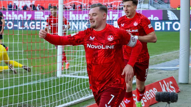 Kaiserslauerns Marlon Ritter jubelt zum Tor gegen Münster am 02.02.2025.