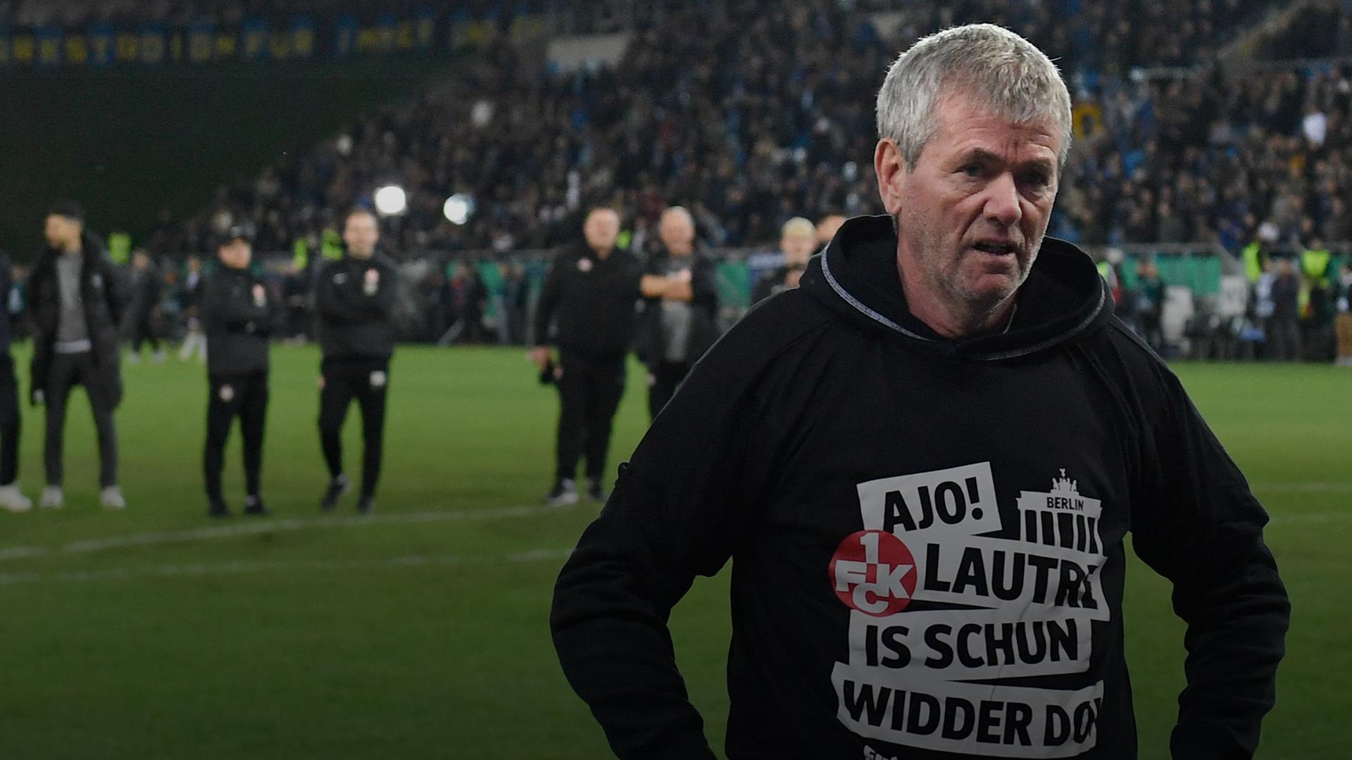 Lauterns Trainer Friedhelm Funkel nach dem Einzug seiner Mannschaft ins Pokalfinale