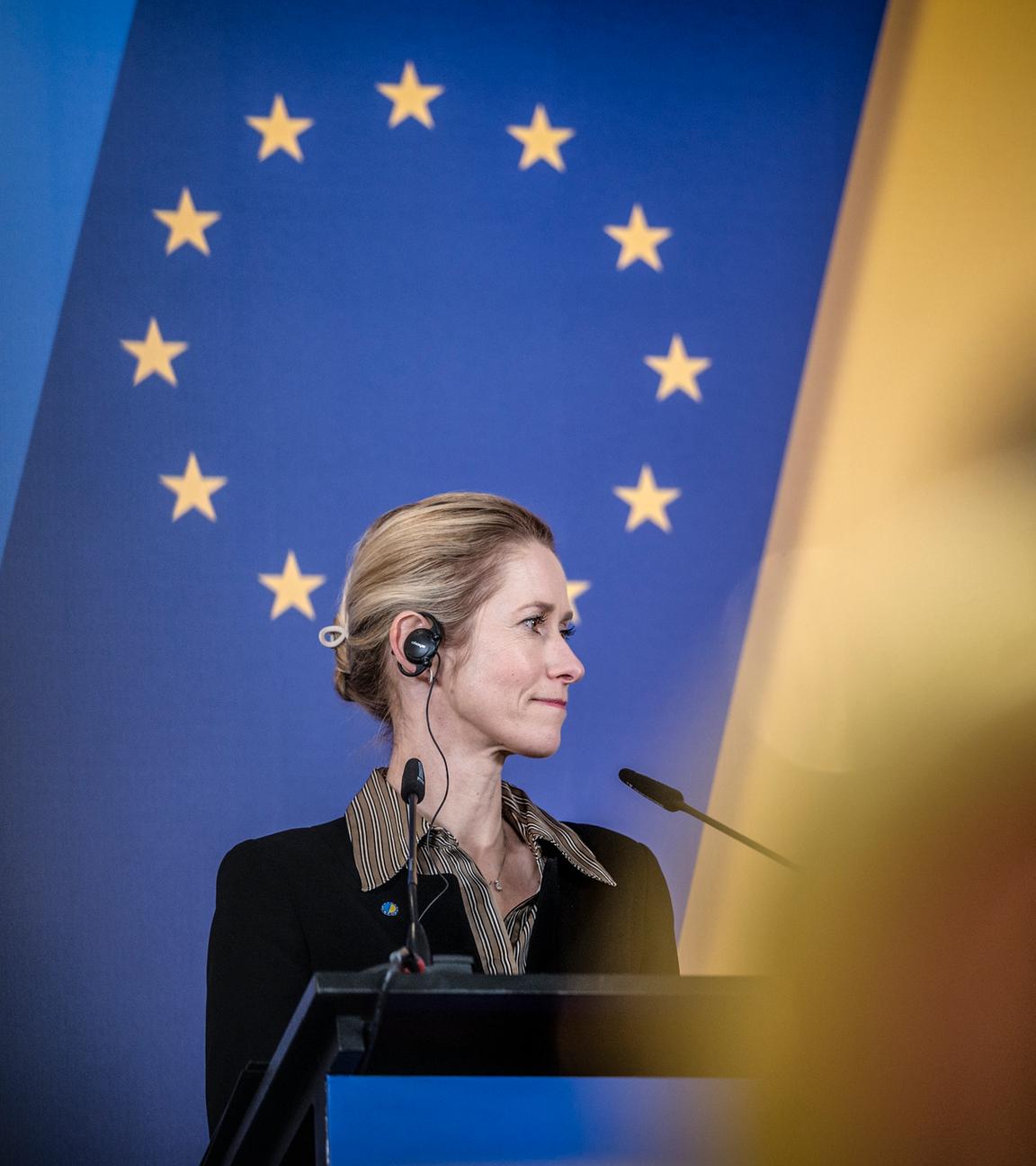 Ein vom Pressedienst des ukrainischen Außenministeriums zur Verfügung gestelltes Foto zeigt die Hohe Vertreterin der EU für Außen- und Sicherheitspolitik, Kaja Kallas, bei einer gemeinsamen Pressekonferenz mit der ukrainischen Außenministerin Sybiha in Kiew, Ukraine, am 31. März 2026, inmitten der russischen Invasion.