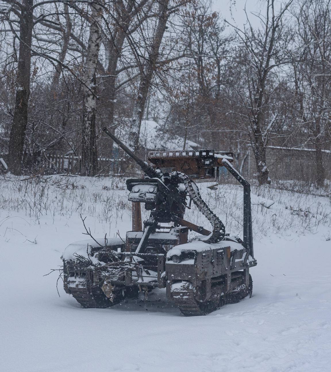 Ein ausgebranntes bodengestütztes Robotersystem in Kostiantynivka, Ukraine, am 28.12.2025. 
