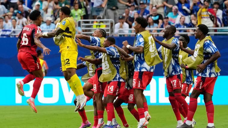 Die Spieler von Kap Verde bejubeln ein Tor