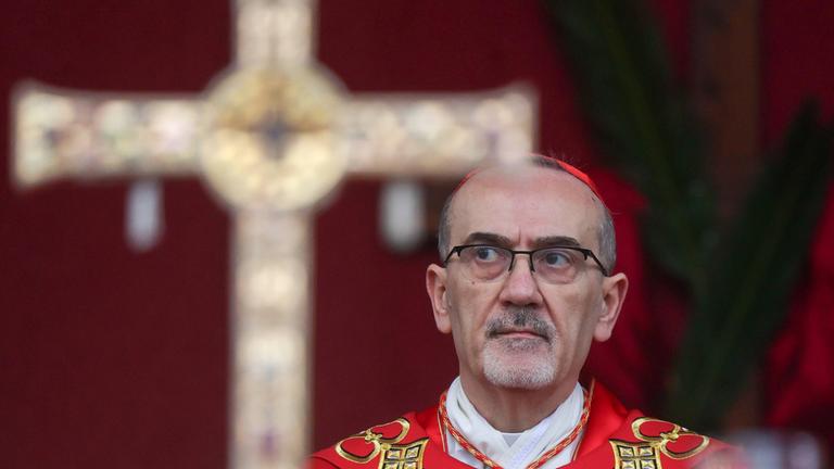 Kardinal Pierbattista Pizzaballa, der lateinische Patriarch von Jerusalem, hält am 29.03.2026 in Jerusalem einen Gebetsgottesdienst zum Palmsonntag ab, nachdem die traditionelle Palmsonntagsprozession vom Ölberg aufgrund von Beschränkungen für Großversammlungen und des Konflikts der USA und Israels mit dem Iran abgesagt worden war.