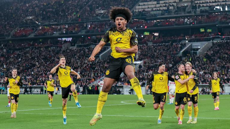  Karim Adeyemi (Borussia Dortmund) jubelt. 