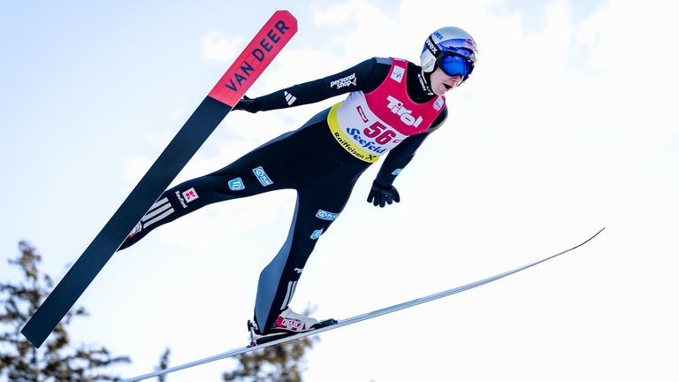 Karl Geiger beim Skispringen am 30.01.2026 in Seefeld.