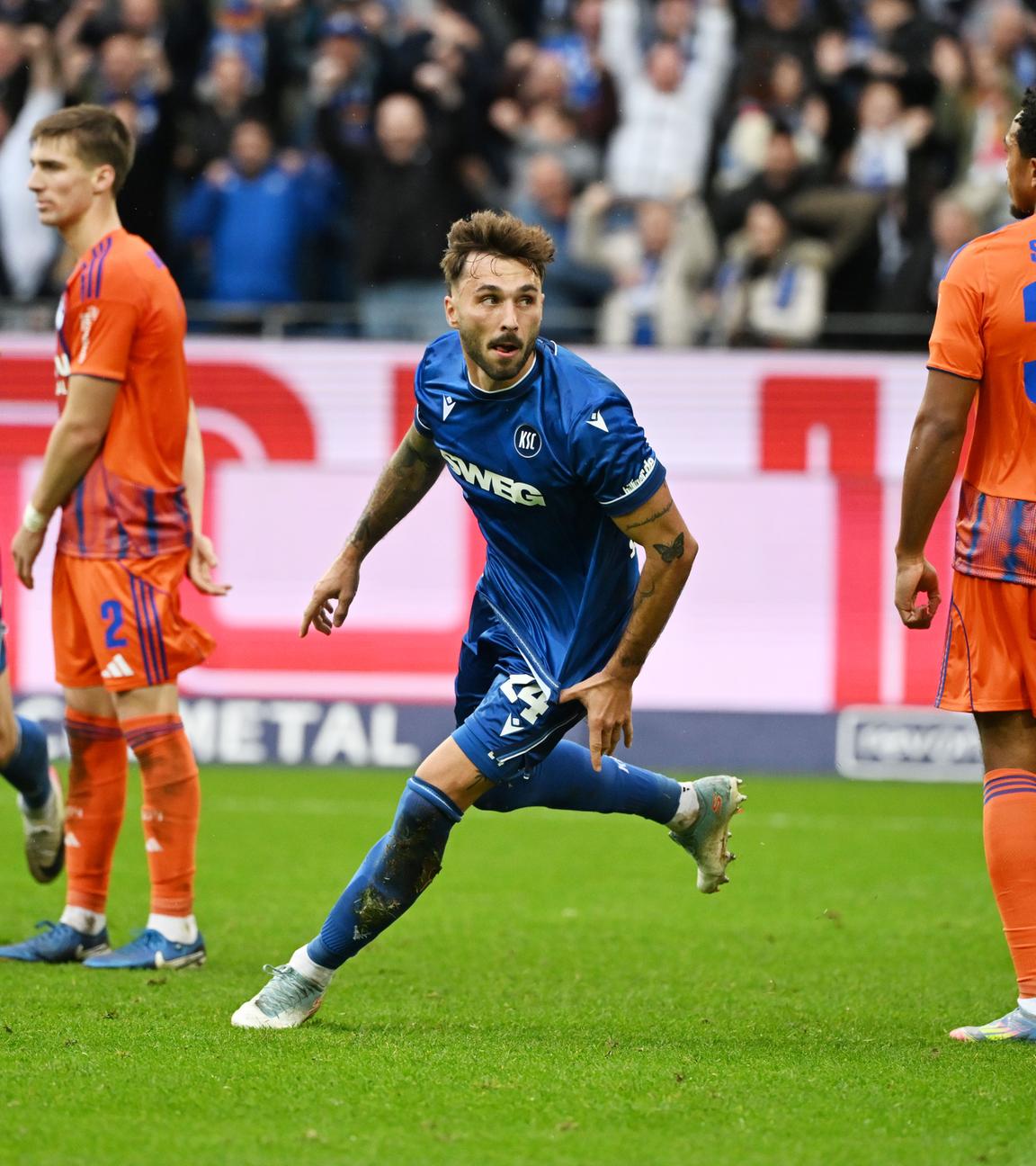 Fabian Schleusener in Karlsruhe am 01.11.25