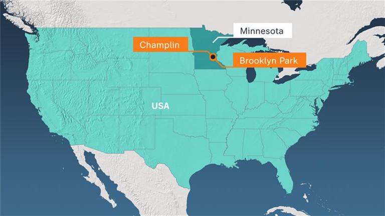 Karte des US-Bundesstaats Minnesota, auf der die Orte Champlin und Brooklyn Park orange hervorgehoben sind.
