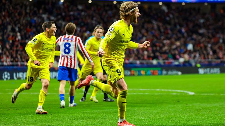 Kasper Hogh jubelt nach seinem Tor am 28.01.2026 in Madrid.