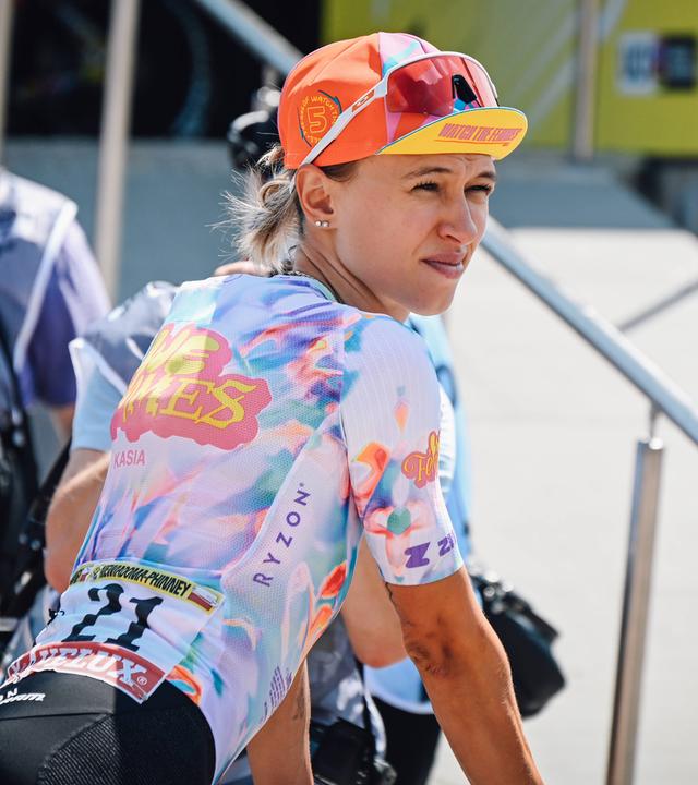 Radfahrerin Katarina Kasia Niewiadoma-Phinney bei dem Start der ersten Etappe der Tour de France der Frauen am 01.08.2026 in Lausanne, Schweiz.
