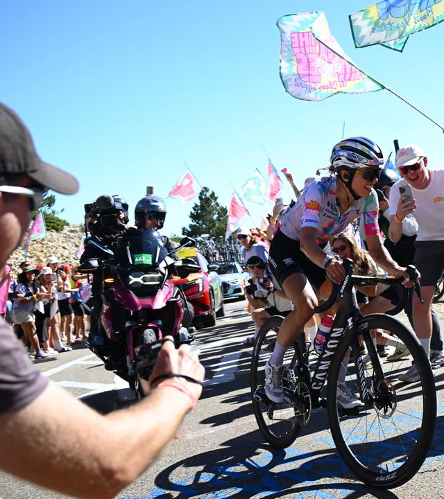 Etappensiegerin Katarzyna Niewiadoma-Phinney am  07.08.2026 am Mont Ventoux in der französischen Provence.