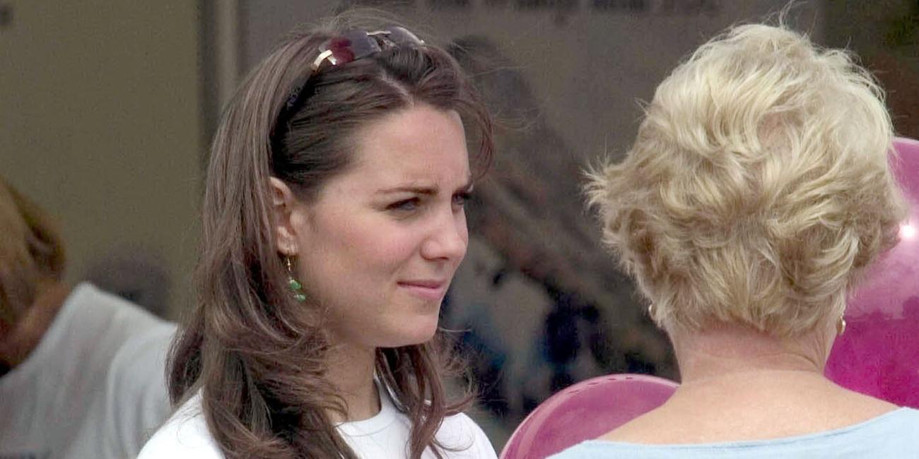 Kate Middleton (links) modelt für "Wild thing" auf einer Messe für Jagdartikel.