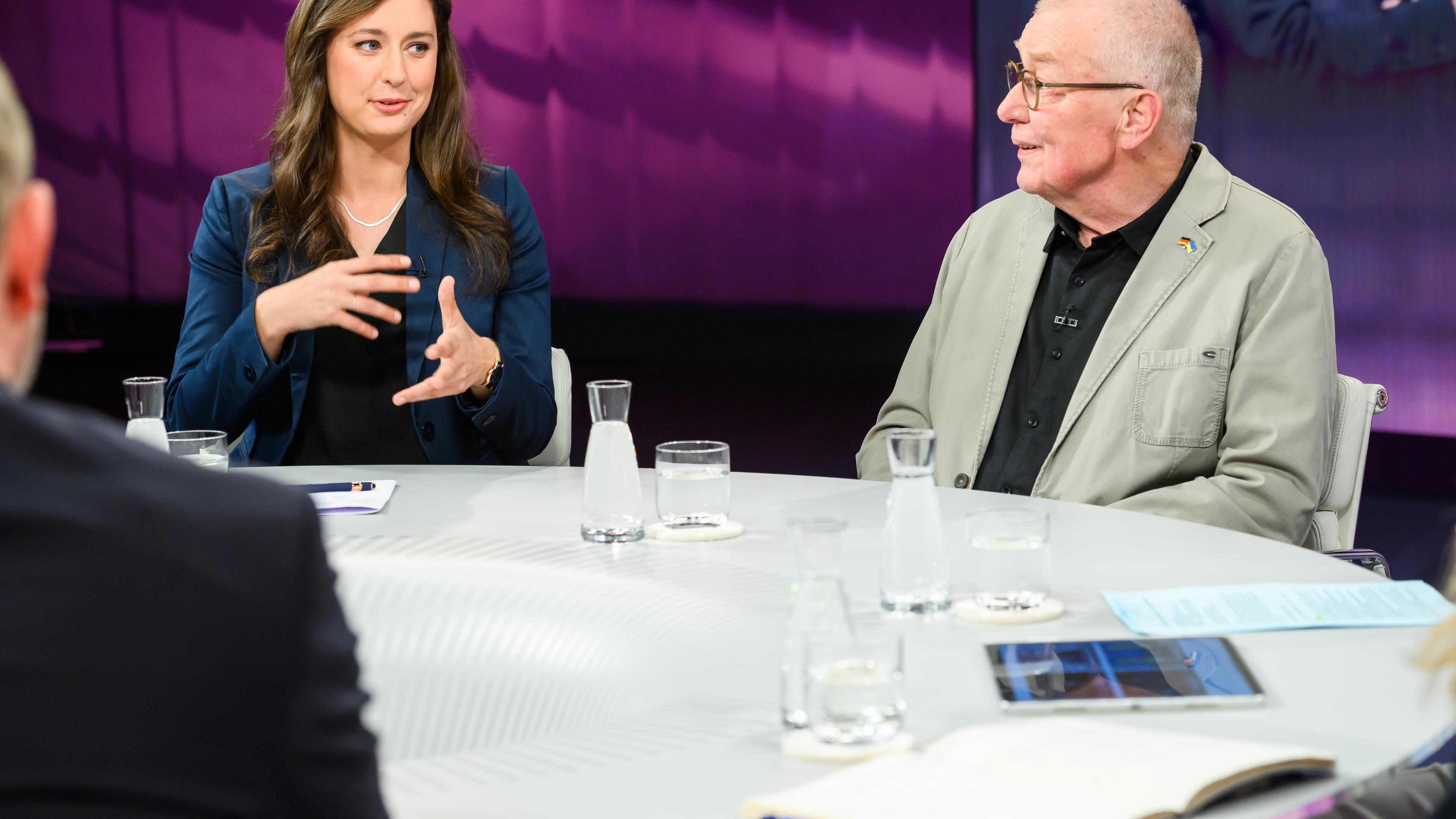 Katharina Nocun bei Maybrit Illner