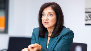 Bundeswirtschaftsministerin Katherina Reiche (CDU) während eines Interviews mit der Deutschen Presse-Agentur.