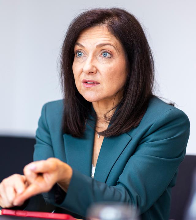 Bundeswirtschaftsministerin Katherina Reiche (CDU) während eines Interviews mit der Deutschen Presse-Agentur.
