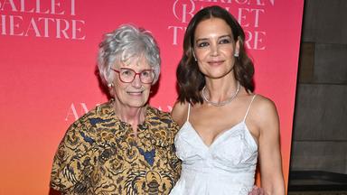 Katie Holmes: Gala-Auftritt mit ihrer Mutter