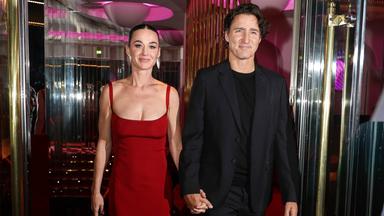 Sängerin Katy Perry und früherer kanadischer Premierminister Justin Trudeau treten zum ersten Mal offiziell als Paar auf