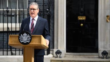 Der britische Premierminister Keir Starmer gibt seinen Rücktritt am 22.06.2026 in London, Großbritannien, bekannt.