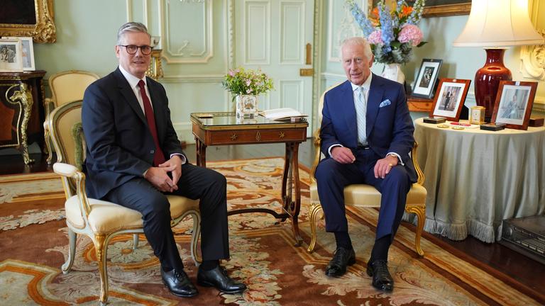 London: Neuer Brittischer Premierminister Keir Starmer während einer Audienz beim König Charles III.