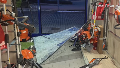 Einbruch in Soest: Mit Auto in Schaufenster