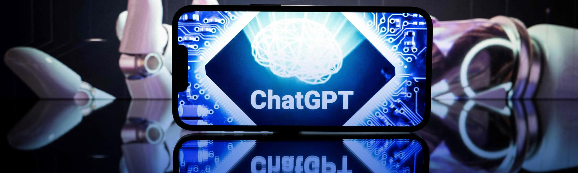 Das Bild zeigt eine Vorstellung des Textbots ChatGPT