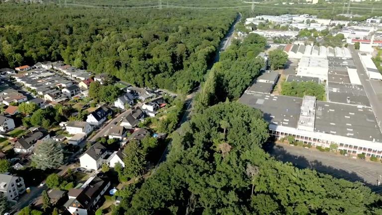 Auf dem verlassenen Gewerbegebiet im hessischen Maintal soll ein großes Rechenzentrum des US-amerikanischen Investors Edgeconnex entstehen.