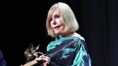 Kim Novak bekommt Goldenen Löwen