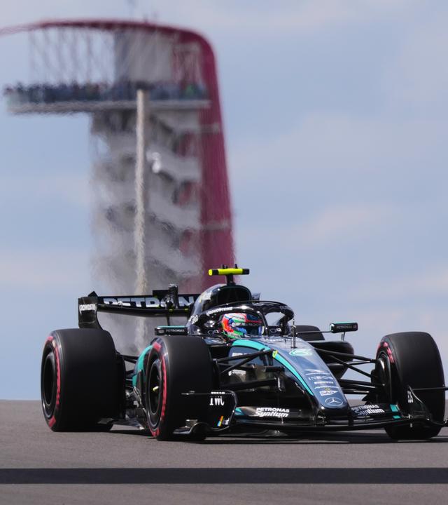 Mercedes-Pilot Kimi Antonelli fährt beim GP der USA in Texas auf die Pole Position