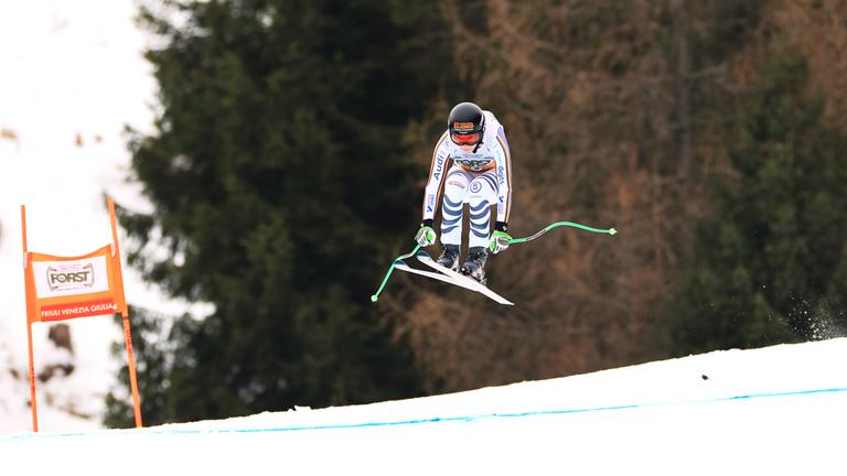 Die deutsche Skirennläuferin Kira Weidle-Winkelmann in Aktion im Rennen beim FIS Ski World Cup in Tarvisio