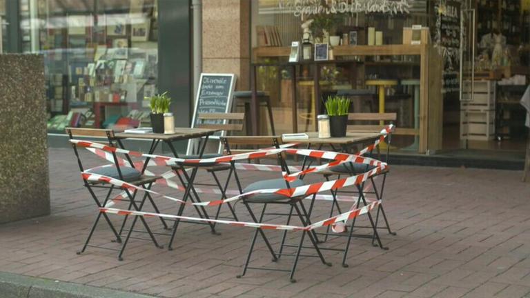 Streit um Klapptische vor Laden in Hannover