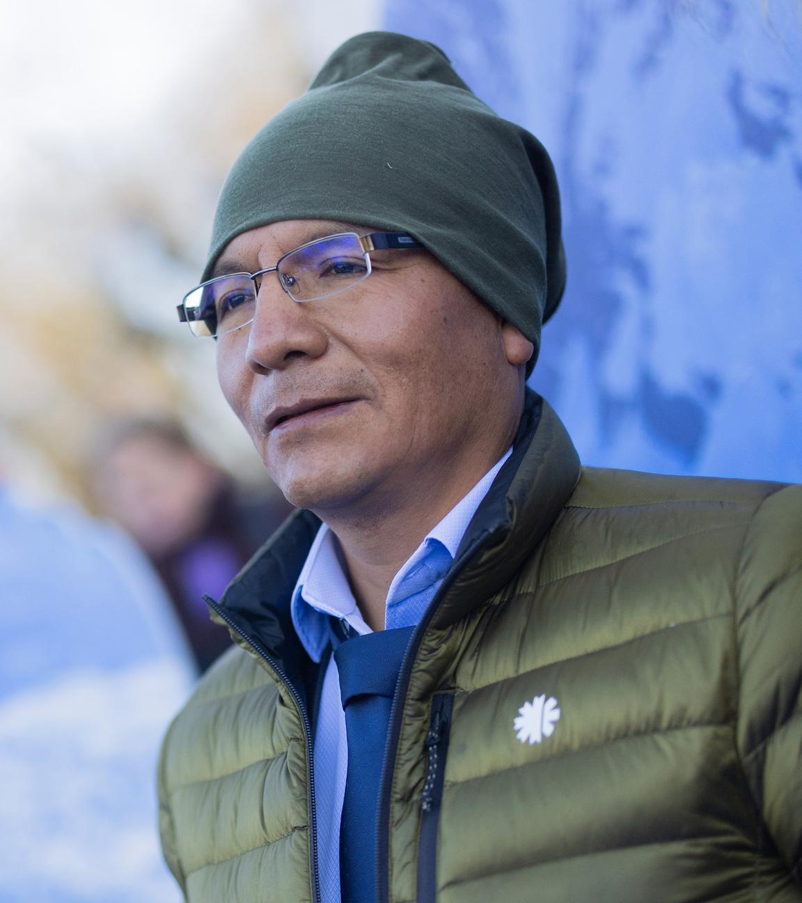 Der peruanische Bergbauer und Bergführer Saul Luciano Lliuya kommt zur mündlichen Verhandlung seiner Klimaklage gegen das Energieunternehmen RWE in das Oberlandesgericht am 17.03.2025