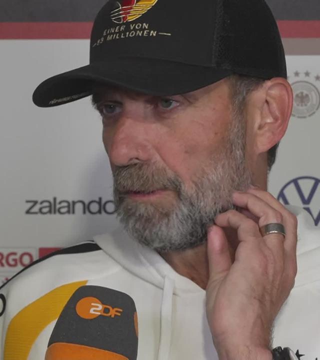 Der deutsche Bundestrainer Jürgen Klopp im ZDF Interview vor dem Spiel gegen Griechenland