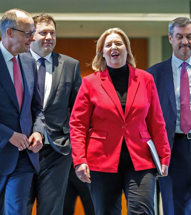 V.l.n.r.: Friedrich Merz, Lars Klingbeil, Bärbel Bas und Markus Söder, aufgenommen am 13.04.2026