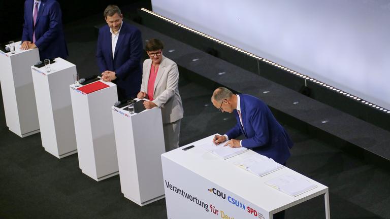 Unterzeichnung Koalitionsvertrag zwischen CDU, CSU und SPD