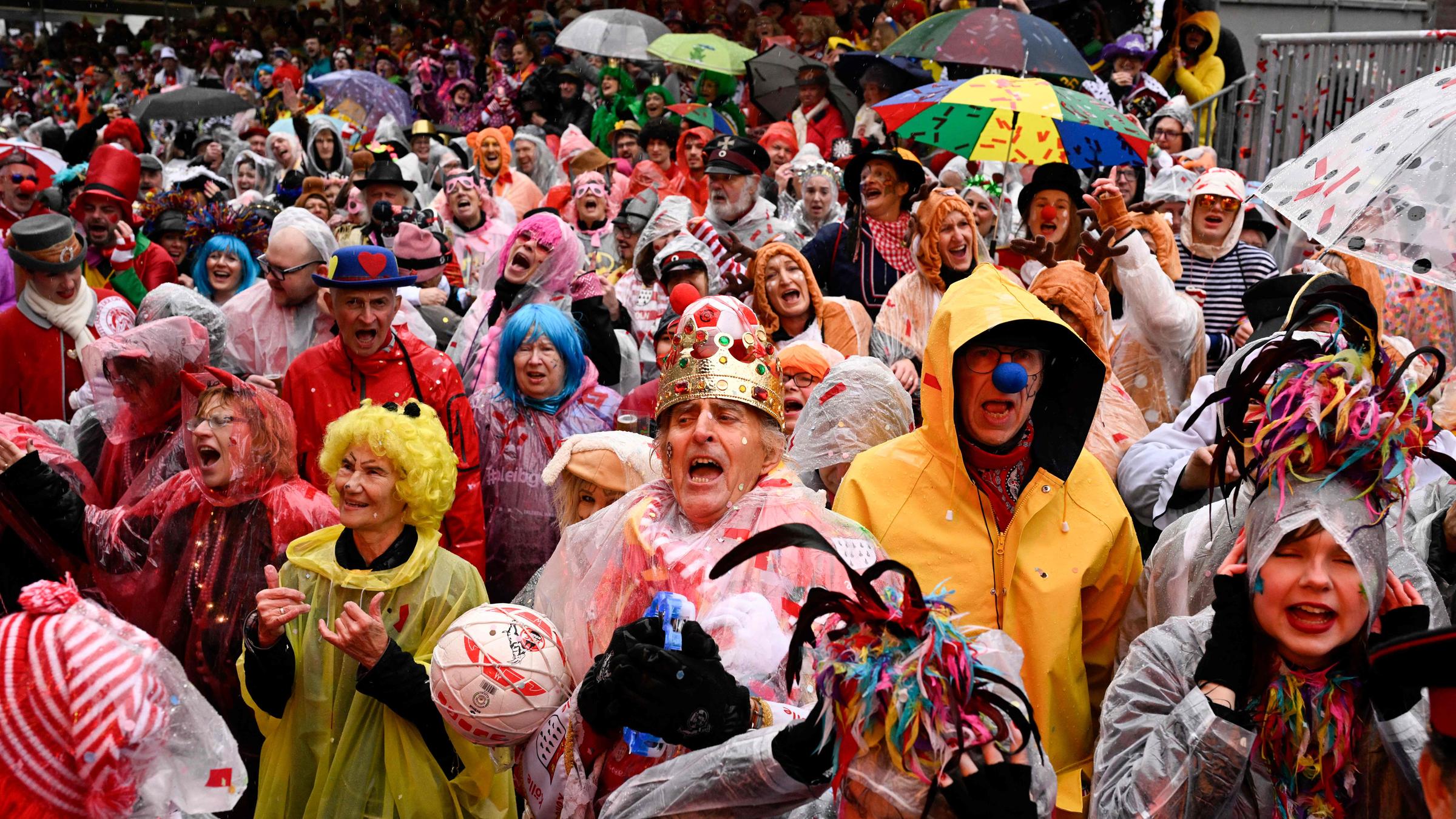 Kölle Alaaf trotz Regen