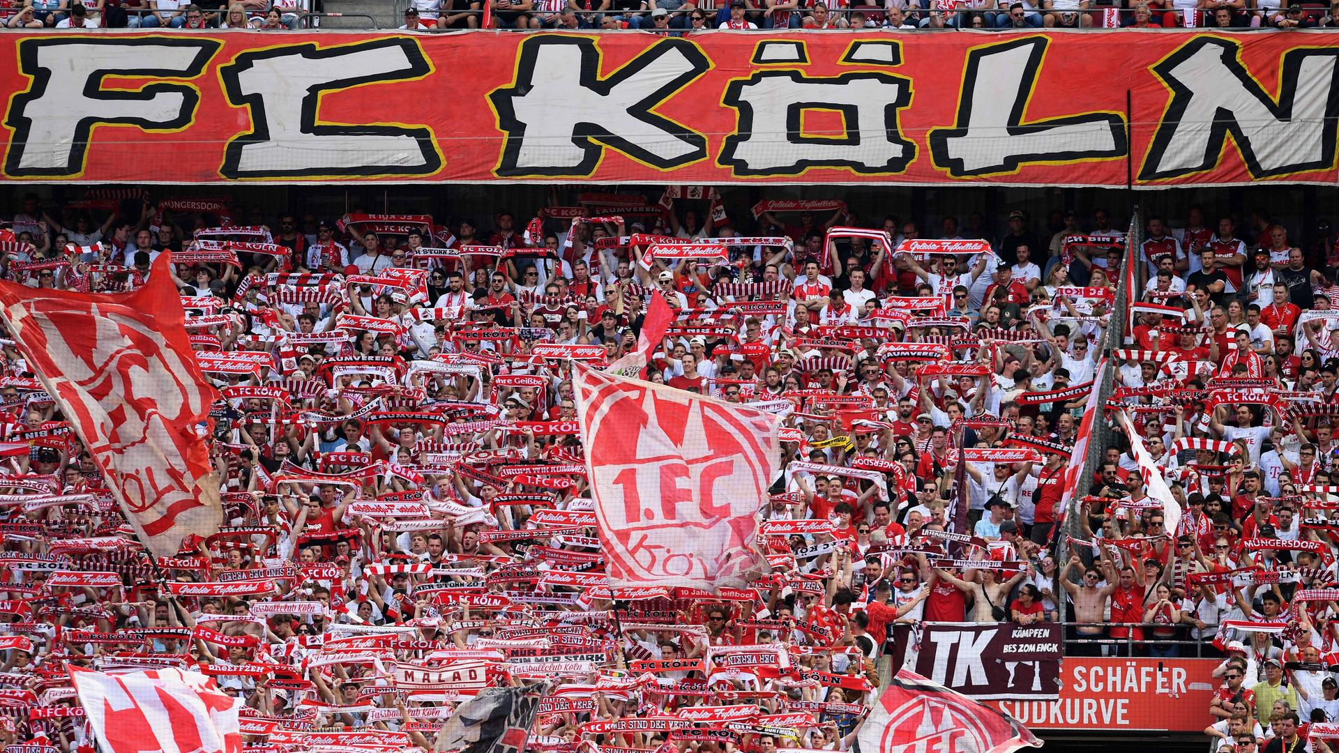 Fans des 1. FC Köln