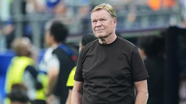 Der niederländische Nationaltrainer Ronald Koeman reagiert während eines WM-Gruppenspiels der Gruppe F gegen Japan