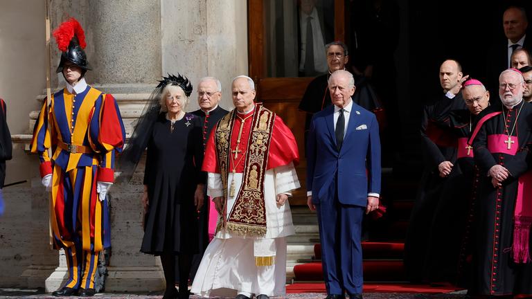 König Charles und Königin Camilla zu Besuch bei Papst Leo XVI. im Vatikan