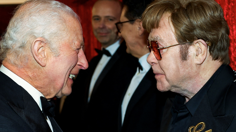 König Charles und Elton John 