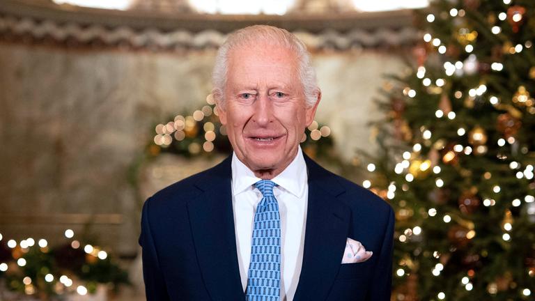 König Charles III. während der Weihnachtsansprache in London