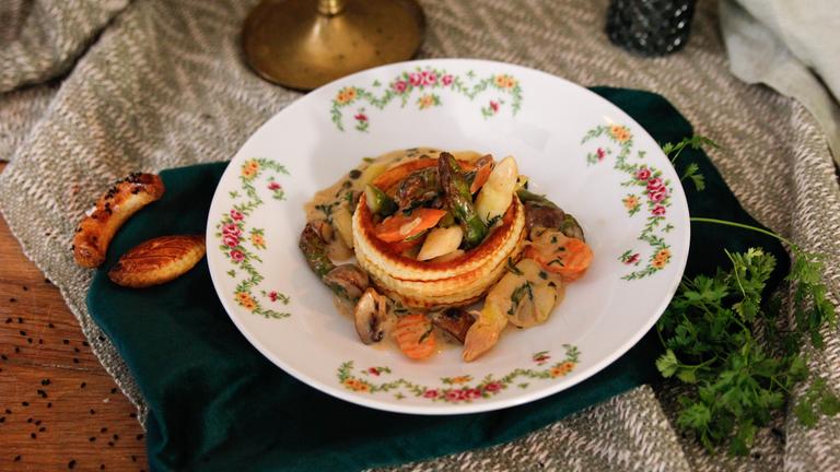 Königin-Pastete mit Spargelfrikassee