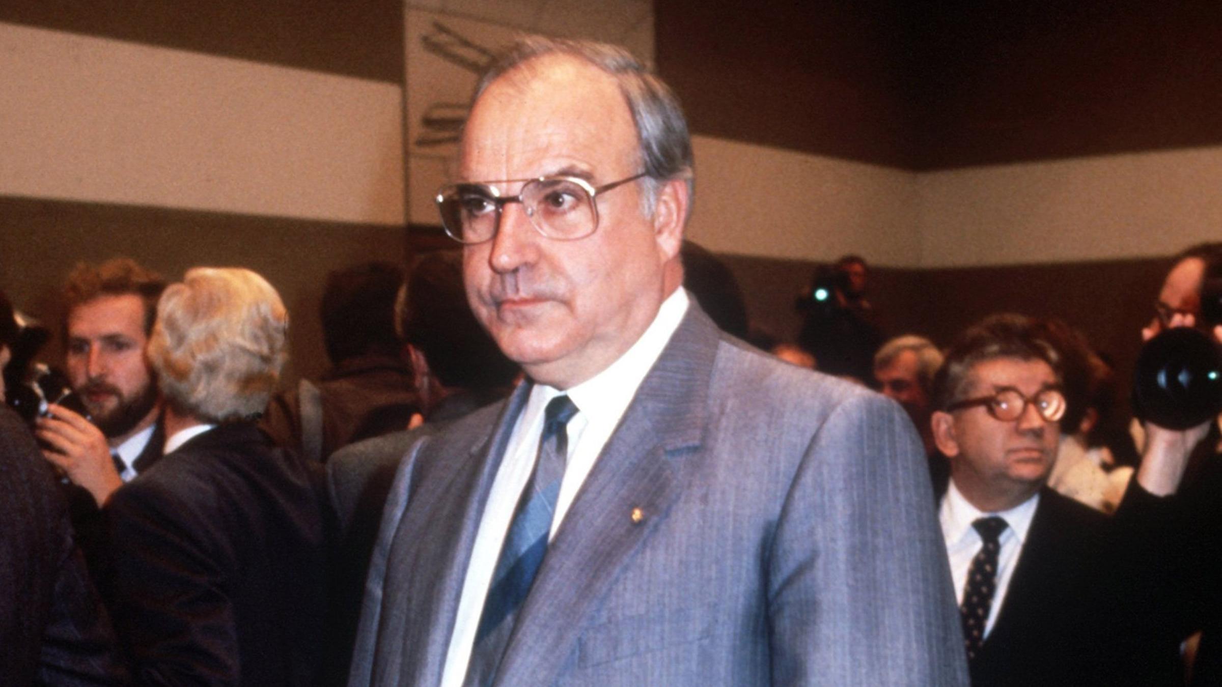 Helmut Kohl vor Flick-Untersuchungsausschuss.