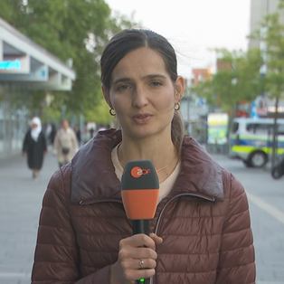 ZDF-Reporterin Jenifer Girke berichtet bei ZDFheute Live aus Gelsenkirchen von den Kommunalwahlen in Nordrhein-Westfalen.